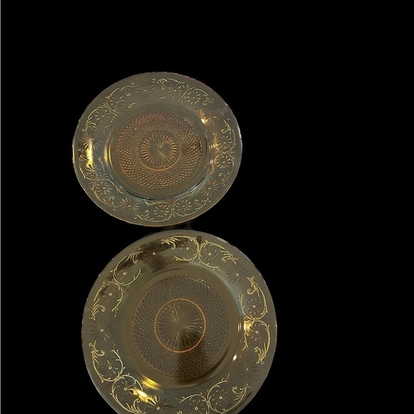 Two (2) Vintage Depression Glass Clear "Daisy" Indiana Glass 11.25” Platters - Picture 9 of 11